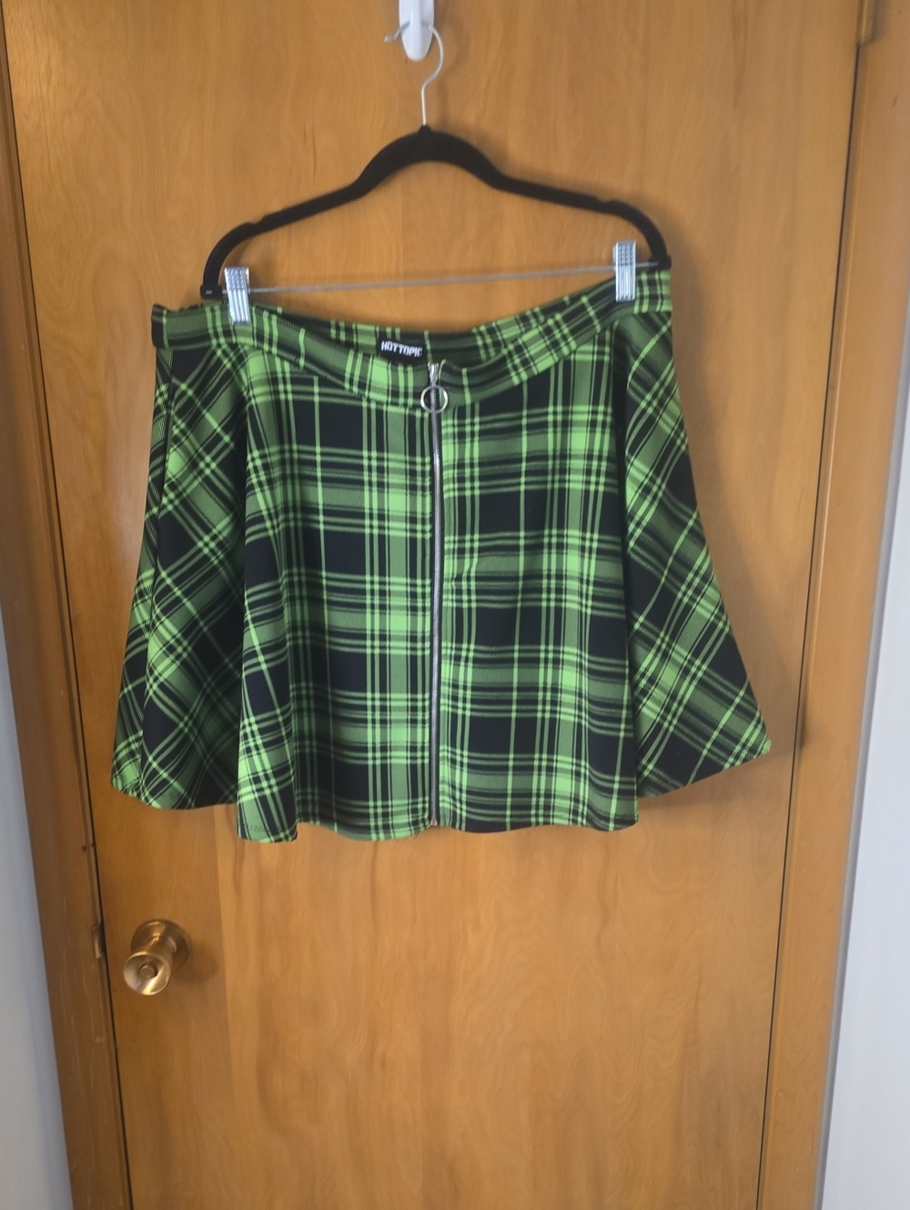 Hot Topic Green Plaid Zip-Front Skater Skirt